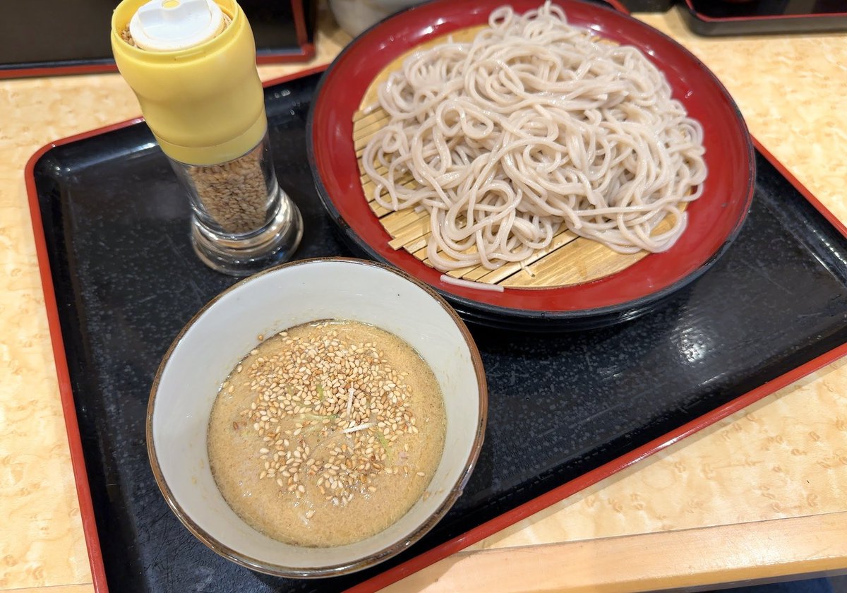 ごまだれせいろ（450円）@小諸そば四谷駅前店

#蕎麦 #立ち食いそば #ゴマだれ #小諸そば #三ツ和グループ #美味しい