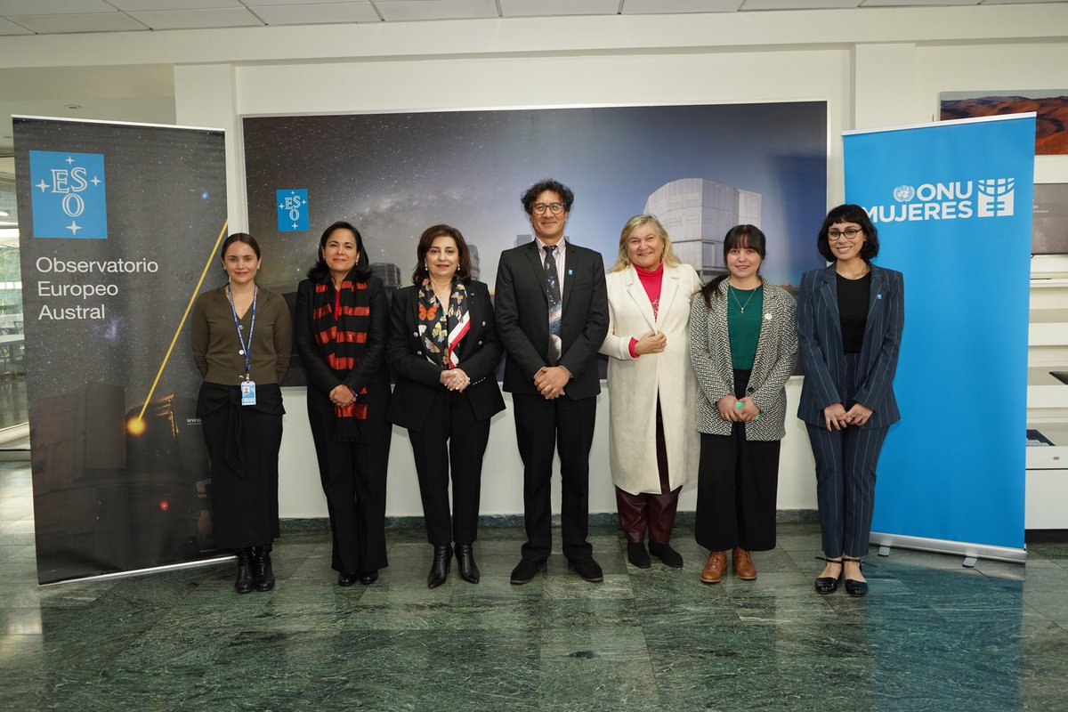 Yesterday, a delegation from @UN_Women visited the ESO offices in Santiago to further advance the inclusion of women in astronomical observatories and STEM disciplines 👩‍🔬 1/

Read more: eso.org/public/announc…

📷 ESO

#WomeninScience