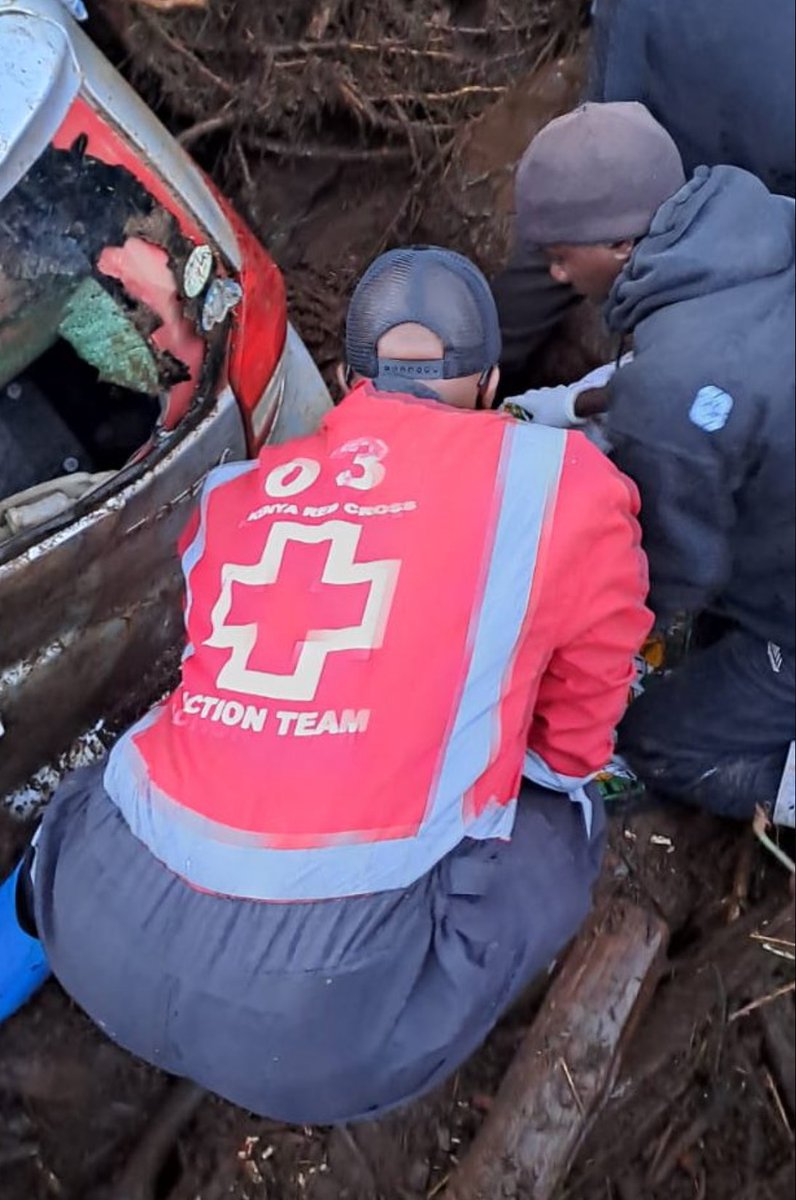 Our deepest condolences to the people of Mai Mahiu & everyone enduring the devastating impact of the floods. We stand in solidarity with @KenyaRedCross who are working around the clock delivering vital services, to affected communities countrywide. #MaiMahiu 🕊️ @DanGOmalley