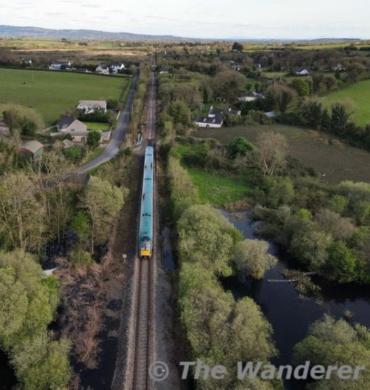 Below left is the WRC as it is in the #sligo countryside, a symbol of #regional neglect. Right, as it will look when relayed from Sligo to Galway, a beacon for growth @WesternDevCo @greenparty_ie @FineGael @fiannafailparty @sinnfeinireland @AontuIE @SocDems