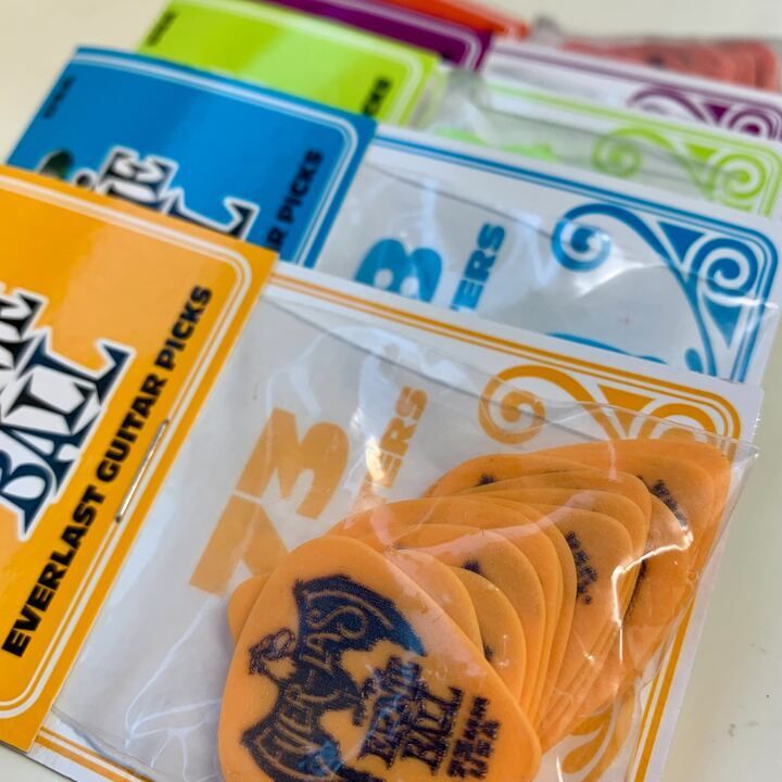 gluedtomusic's tweet image. The Ernie Ball Everlast Delrin Guitar Picks are made for every player. These picks come in a variety of classic slinky colours and thicknesses to take your pick from thin to thick. 

#Guitar #Ernieball #Plectrums

gluedtomusic.com/products/3443/…