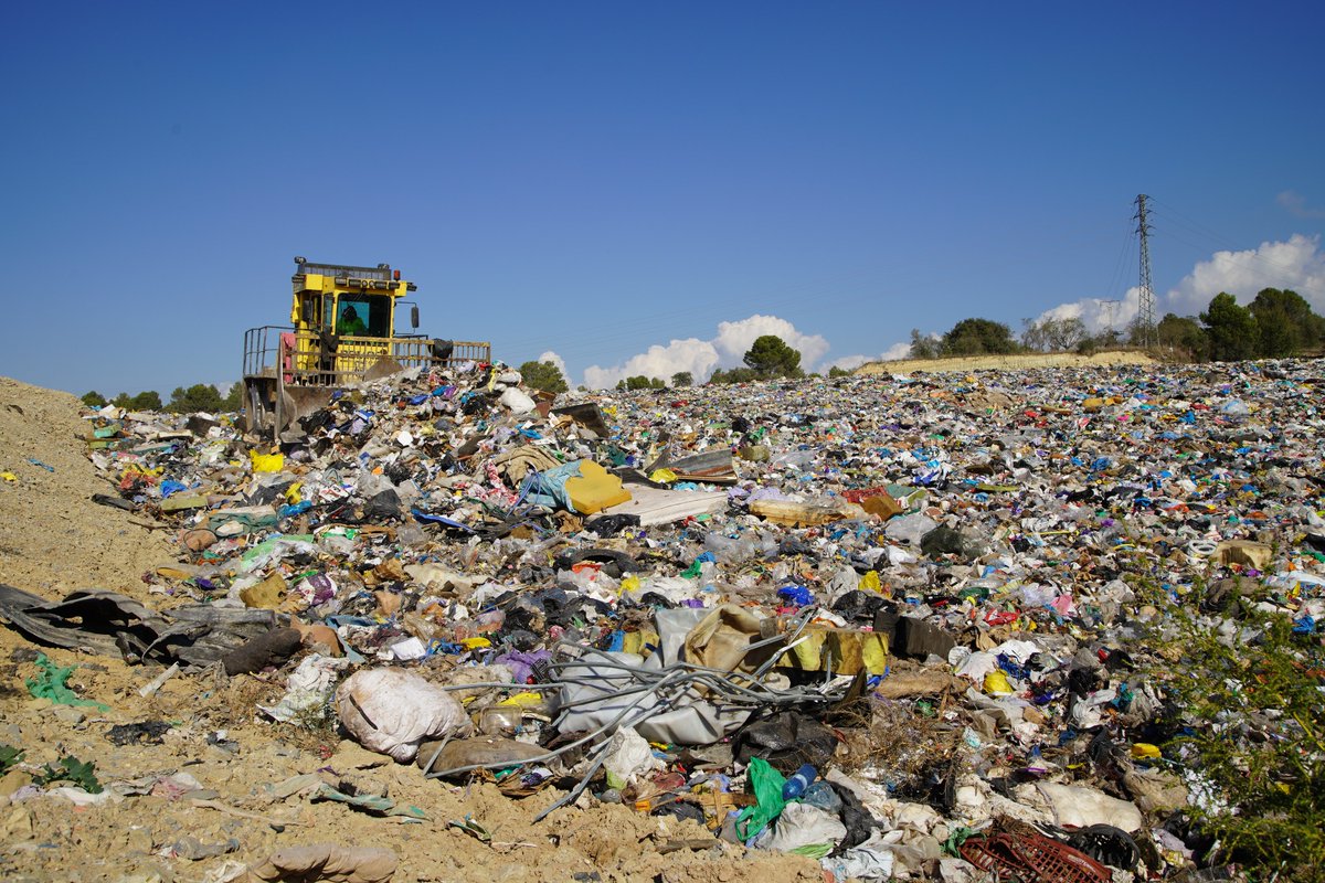 ❌Gairebé la meitat dels residus que generen les llars de Bages i Moianès van a parar a l'abocador i són enterrats sense poder-se aprofitar.
✅Però això pot canviar! Alguns municipis ja tenen índexs de selectiva ⬆️ 80%  (⬇️20% va a abocador)

#separar #reciclar #tuetspartdelcanvi