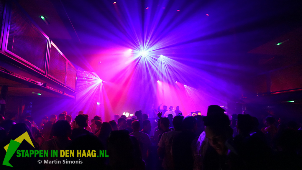 Foto’s NMNH Kingsday Afterparty stappenindenhaag.nl/2024/04/30/nmn… #denhaag #TheHague #Haags #thisisthehague #stappenindenhaag #denhaagstaataan #gratis #festival #zuiderpark #techno #hardtechno #Foto #afterparty