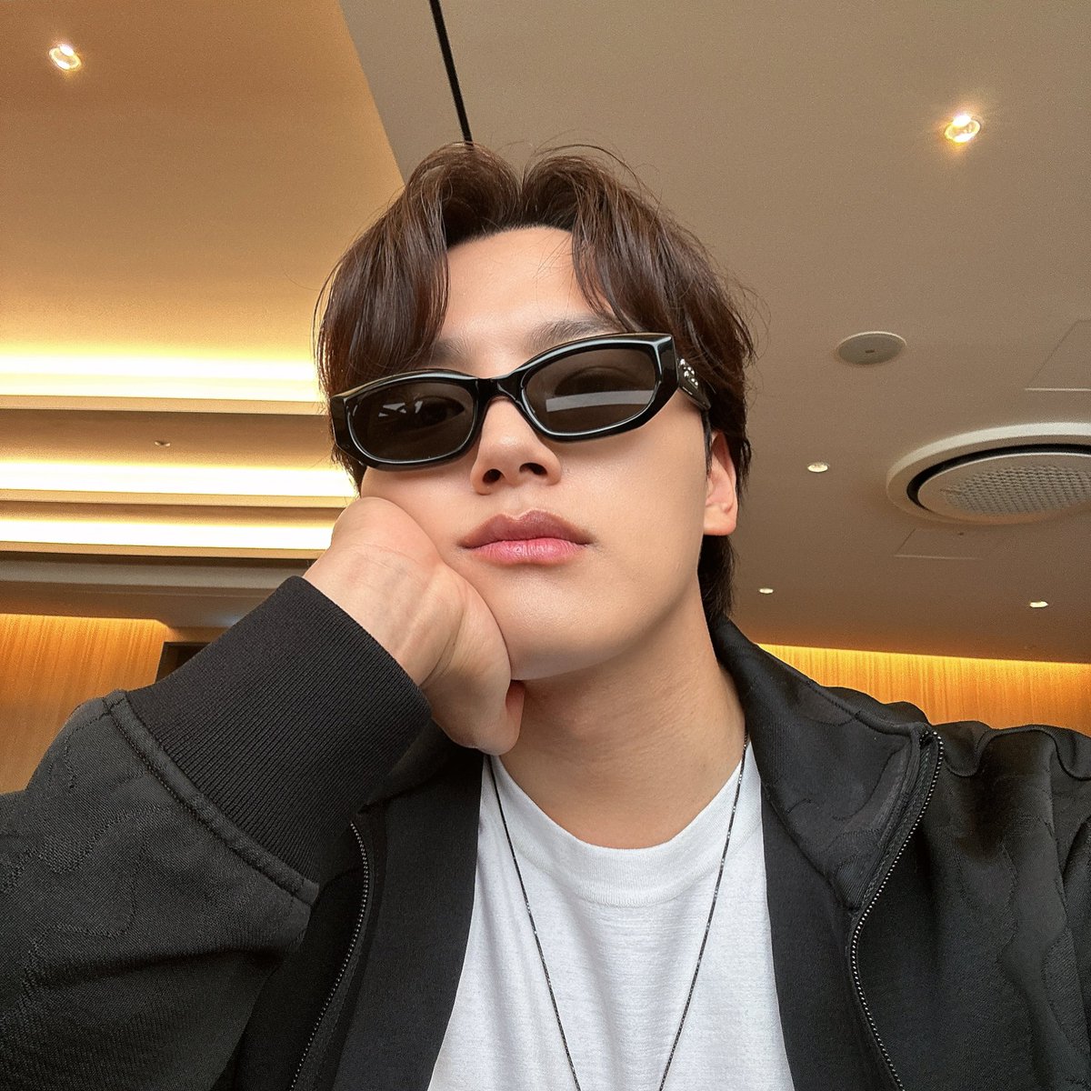 곧 보아 😎

#9ooX