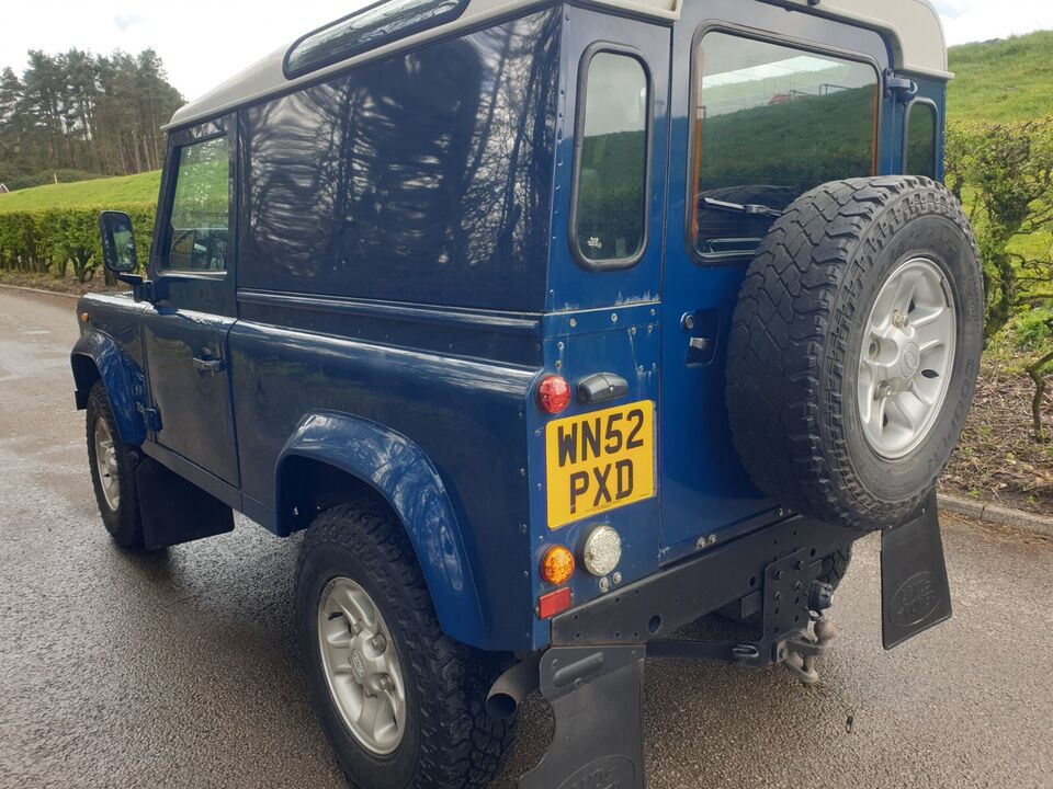 Ad:  Land Rover Defender 90 County Td5
On eBay here -->> ow.ly/niAt50RrykK

 #LandRoverDefender #Defender90 #CountyTd5 #OffroadLife #LandRoverLove #ClassicCar