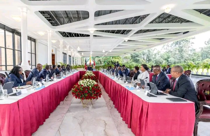 The government has swiftly responded in the ongoing floods by deploying mitigation efforts to ensure the safety of ALL Kenyans. Today's cabinet meeting, chaired by President Ruto, aims to deploy additional measures and provide assistance to the victims affected by the floods.