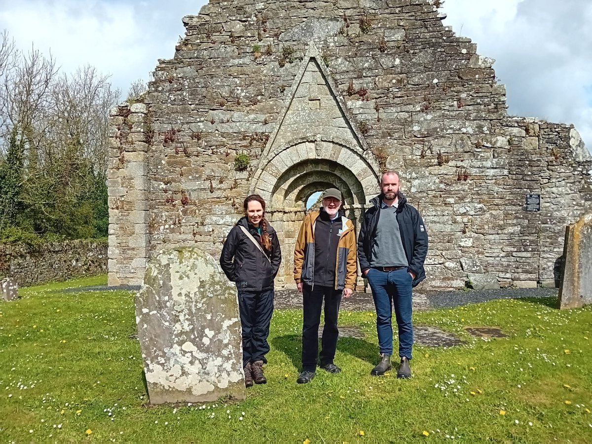 Delighted @noonan_malcolm could visit Killeshin and chat to the local community about their project close to the National Monument site. @NationalMons @HeritageHubIRE #LaoisHeritage