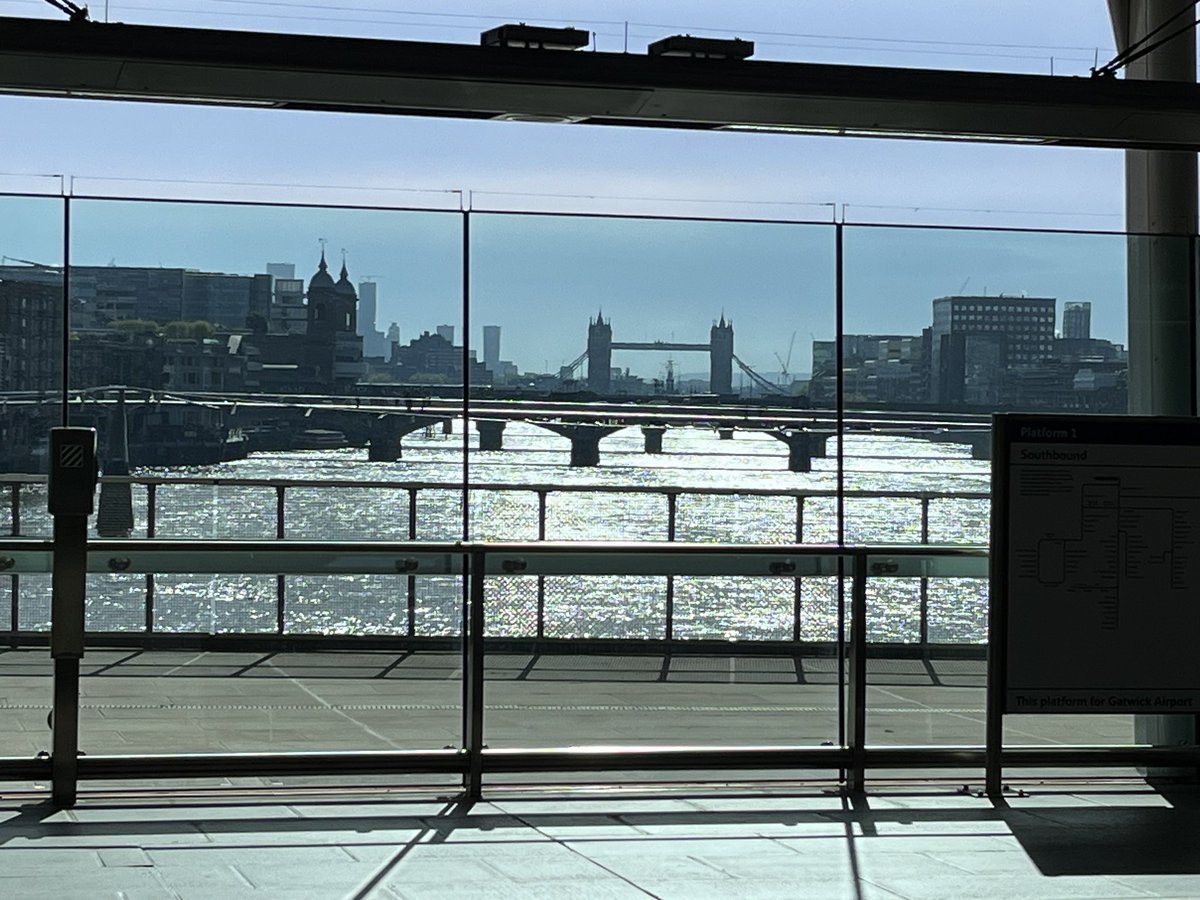 From Blackfriars now. #London is magnificent.