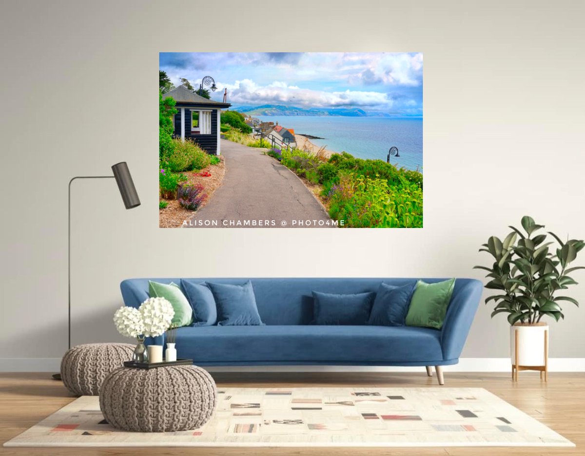 Lyme Regis©️. Available from; shop.photo4me.com/1328380 & redbubble.com/shop/ap/160807… & 2-alison-chambers.pixels.com #lymeregis #lymeregisdorset #lymeregisbeach #dorsetcoast #Photo4Me #redbubbleartist #fineartamericaartist #jurassiccoast