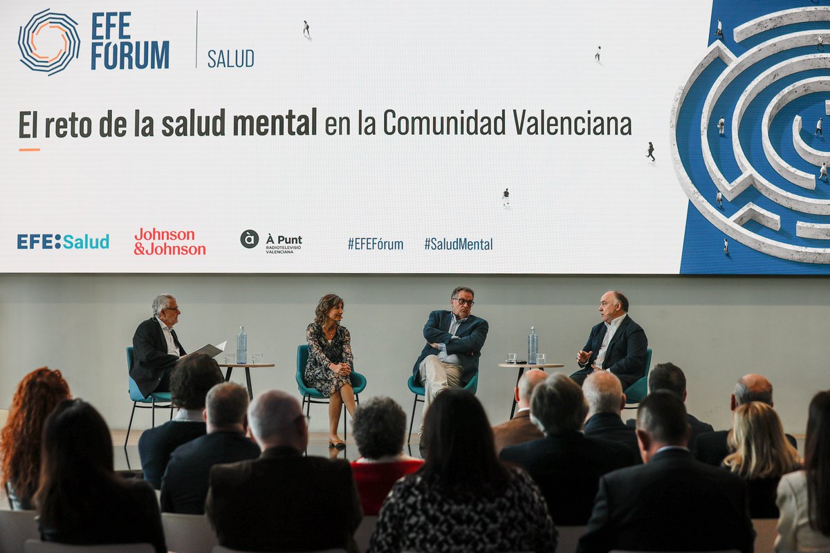 #EFEFórum I El reto de la #SaludMental en la Comunidad Valenciana

Primera mesa sobre los desafíos de la salud mental con psiquiatras de @HospitalLaFe  , @GVAsanitat  y  @GVAclinic .
Modera Javier Tovar, director de #EFEsalud

@JNJInnovMedES @apunt_media