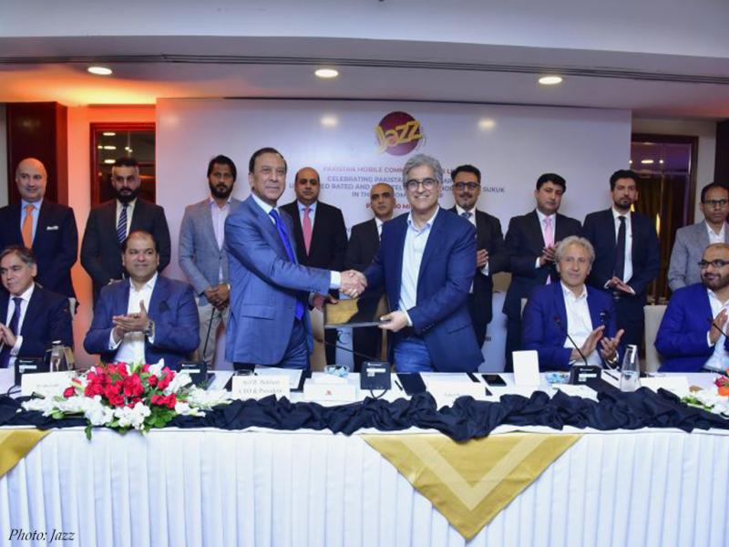 Jazz, the trade name of Pakistan Mobile Communications and the country’s largest mobile network and internet services provider, has tapped the Islamic capital market with a landmark issuance. islamicfinancenews.com/daily-cover-st… #REDmoney #IFN #IslamicFinance #Finance #Sukuk
