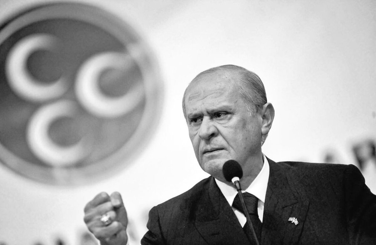 İhaneti tebrik etmek, 
bizim defterimiz de yazmaz… 

Lider Devlet BAHÇELİ