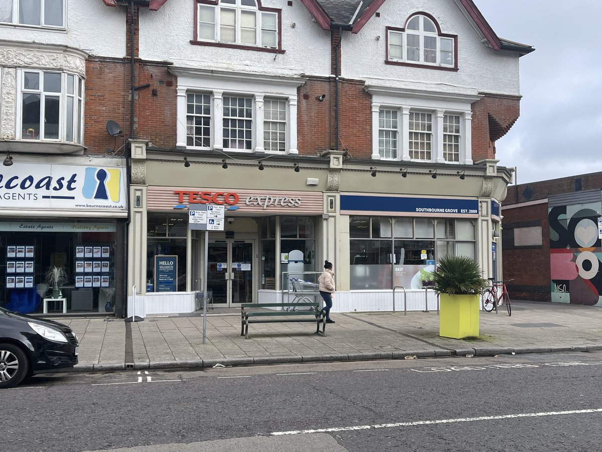 We recently refurbished this lovely little Tesco Express in Southborne Grove, Bournemouth. The outdated shopfront signage has been replaced, and we completed minor works to the interior to freshen things up. We think it looks great! (After left. Before Right)
