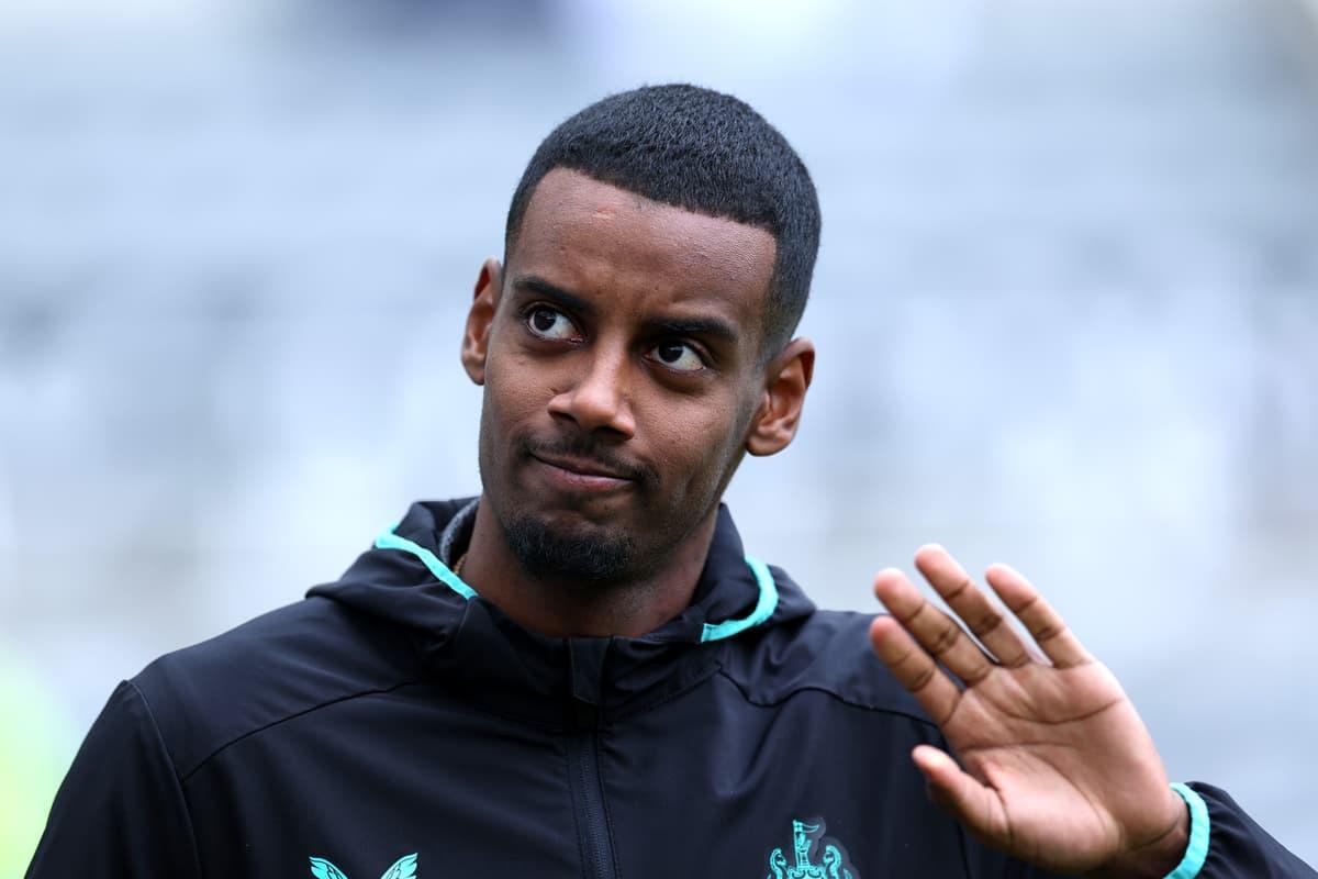 Alexander Isak contract update as ‘likely’ Newcastle transfer scenario emerges newcastleworld.com/sport/football…