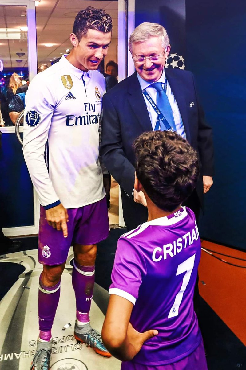 When Cristiano Jr met the great Sir Alex. 💜