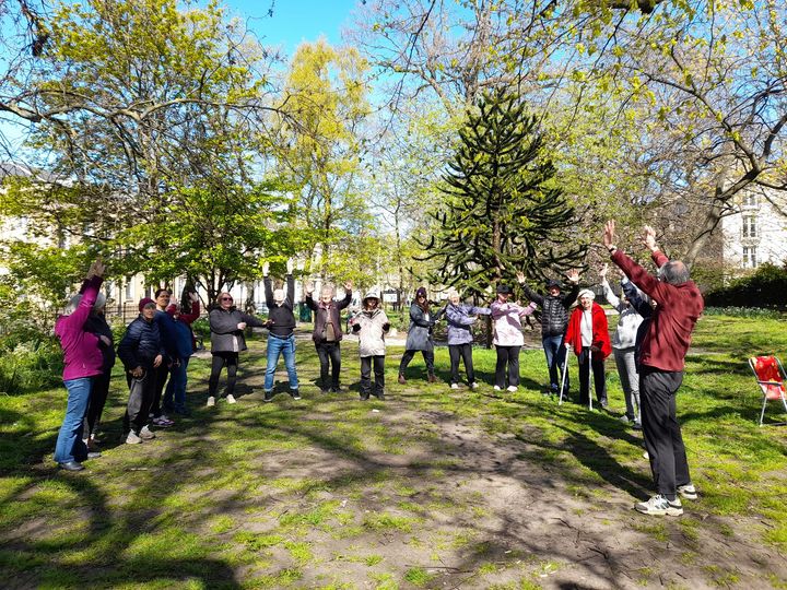 We've had our first couple of weeks of outdoor Tai Chi in Hopetoun crescent garden and the sun has shone for us. There is nothing better than being outside. Big thanks to Friends of Hopetoun Crescent Garden with the help in setting up the group.