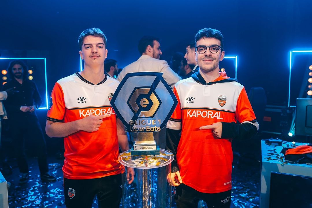 FIFAe (@fifae) on Twitter photo 4 IN A ROW FOR <a href="/FCLorient/">FC LORIENT 🐟</a> and <a href="/fouma__/">Fouma</a> 🤯
Last night, <a href="/FCLorient/">FC LORIENT 🐟</a> took home their fourth consecutive @eLigue1UberEats crown in a thrilling final 🙌
It went all the way down to the 120th minute of the final game in a Best of Seven series 😳 4 IN A ROW FOR <a href="/FCLorient/">FC LORIENT 🐟</a> and <a href="/fouma__/">Fouma</a> 🤯
Last night, <a href="/FCLorient/">FC LORIENT 🐟</a> took home their fourth consecutive @eLigue1UberEats crown in a thrilling final 🙌
It went all the way down to the 120th minute of the final game in a Best of Seven series 😳
