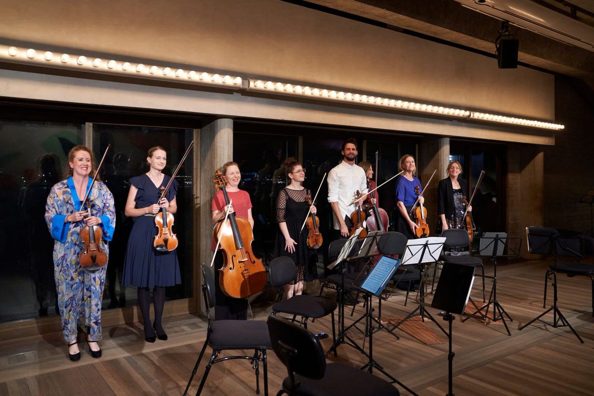 Against the glistening backdrop of Sydney Harbour, we kicked off our Cocktail Hour series for 2024 with our new partner @HandpickedWines. Focusing on chamber music, Cocktail Hour lets you experience our musicians in more intimate settings, allowing their artistry to shine.