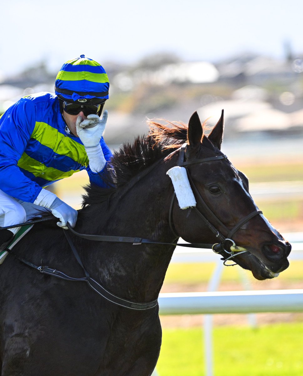 Aaron Kuru smoking the cigar after winning aboard Bazini 🏆🎉@wboolracingclub