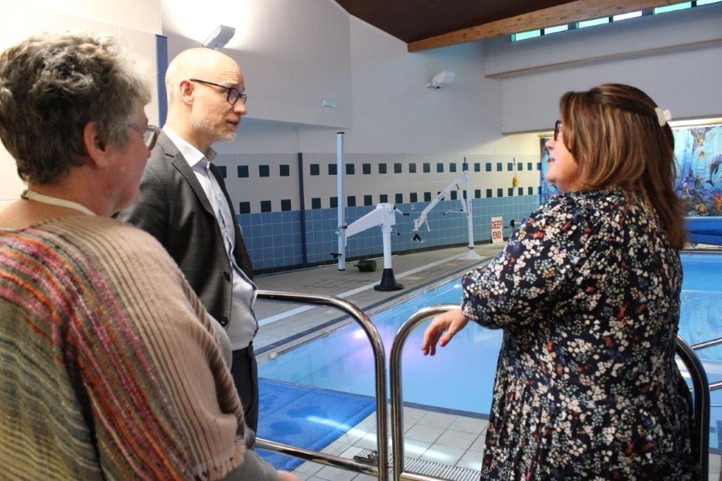 Delighted to visit @ysgolmaesycoed following their excellent inspection report I was given a tour of the school & shown the wonderful facilities they have to help pupils like the hydropool & soft play. I was really impressed by the dedication and passion of staff!