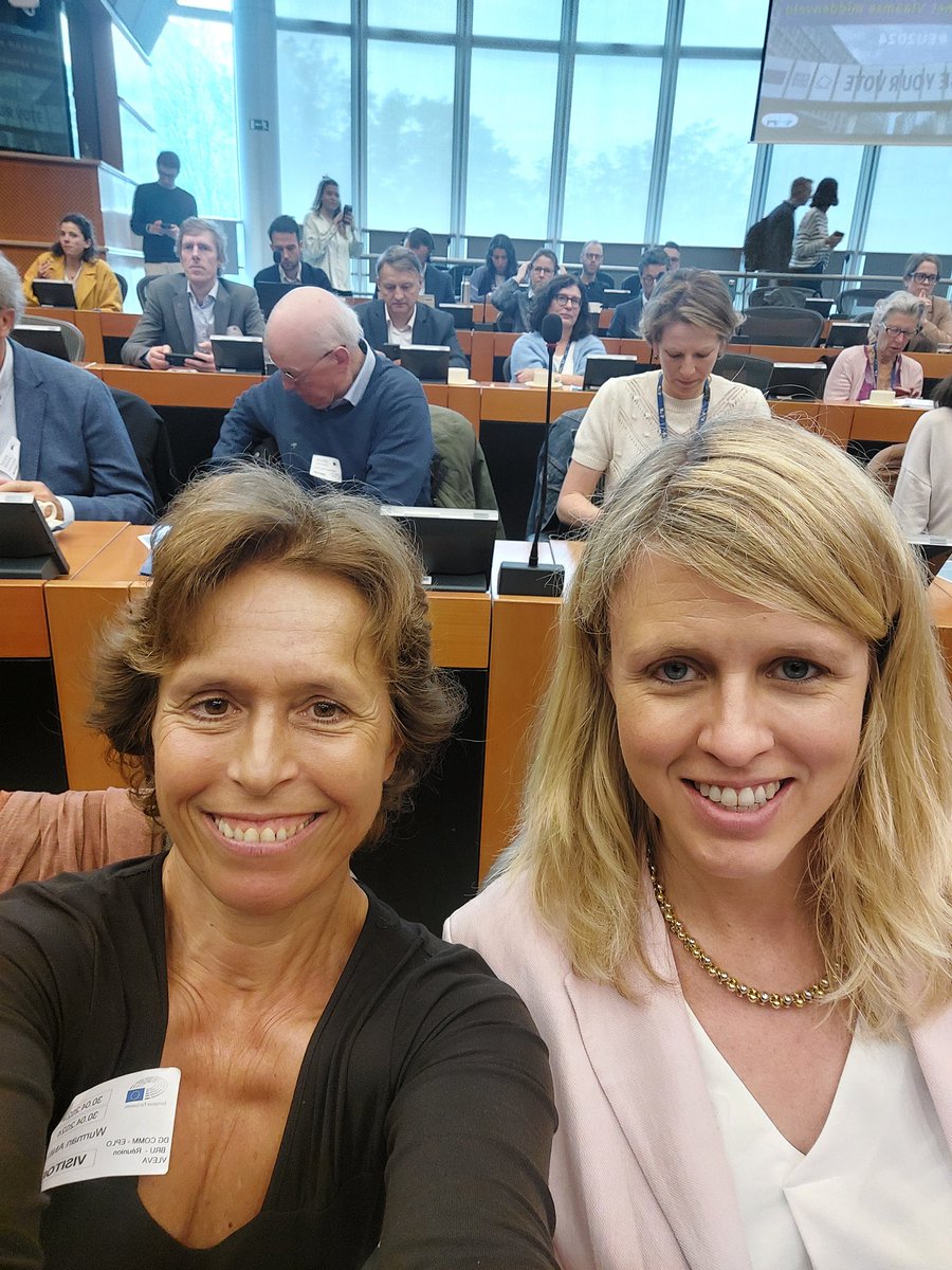 @VLEVA lijsttrekkersdebat in het Europees Parlement. @essenscia_NL pleit voor een competitieve Europese industie, een doeltreffend finacieringsinstrument en een coherent en voorspelbaar wetgevend beleidskader.