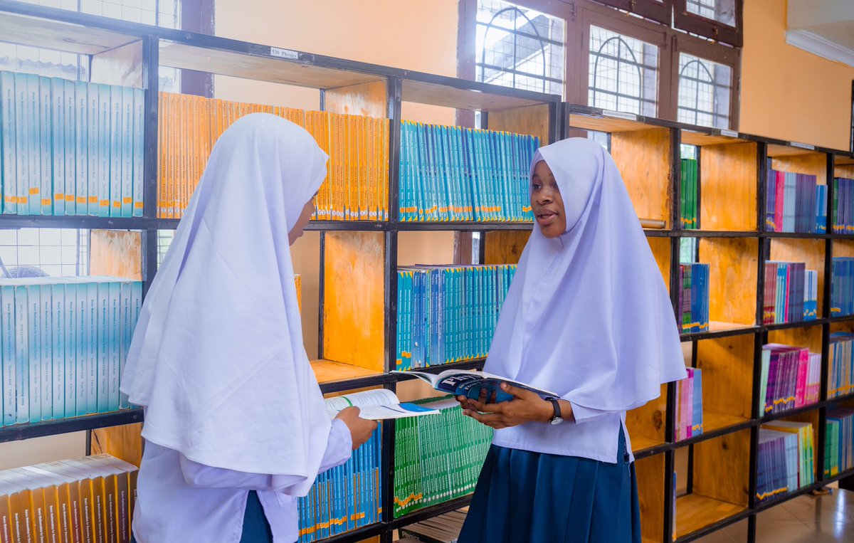 “To read is to fly, it is to soar to a point of vantage which gives a view over wide terrains of history, human variety, ideas, shared experience, and the fruits of many inquiries.” - A.C. Grayling
#readtanzania #jifunzekwakusoma #library #maktaba #book #books #readingbooks