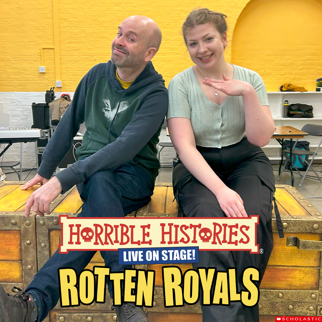 🎺 It's time to give a right royal welcome to our cast of #RottenRoyals 🎺 Say hello to Jonathan Peck and Megan Parry, who are heading out on tour from tomorrow!