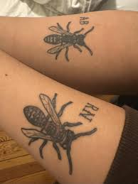 Alert 🚨🚨🚨 Folks, I have identified Swarbricks Satanic Tattoo. It's a PREDATORY WASP !!