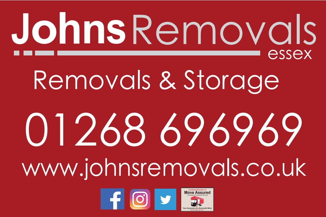 ⚽️CONCORD RANGERS CUP⚽️ Thank you @Johnsremovals for sponsoring the Under 11's Afternoon Session Winners Trophy! 🏆⚽️ 🌐johnsremovals.co.uk ☎️01268 696969 #YAMC💛💙