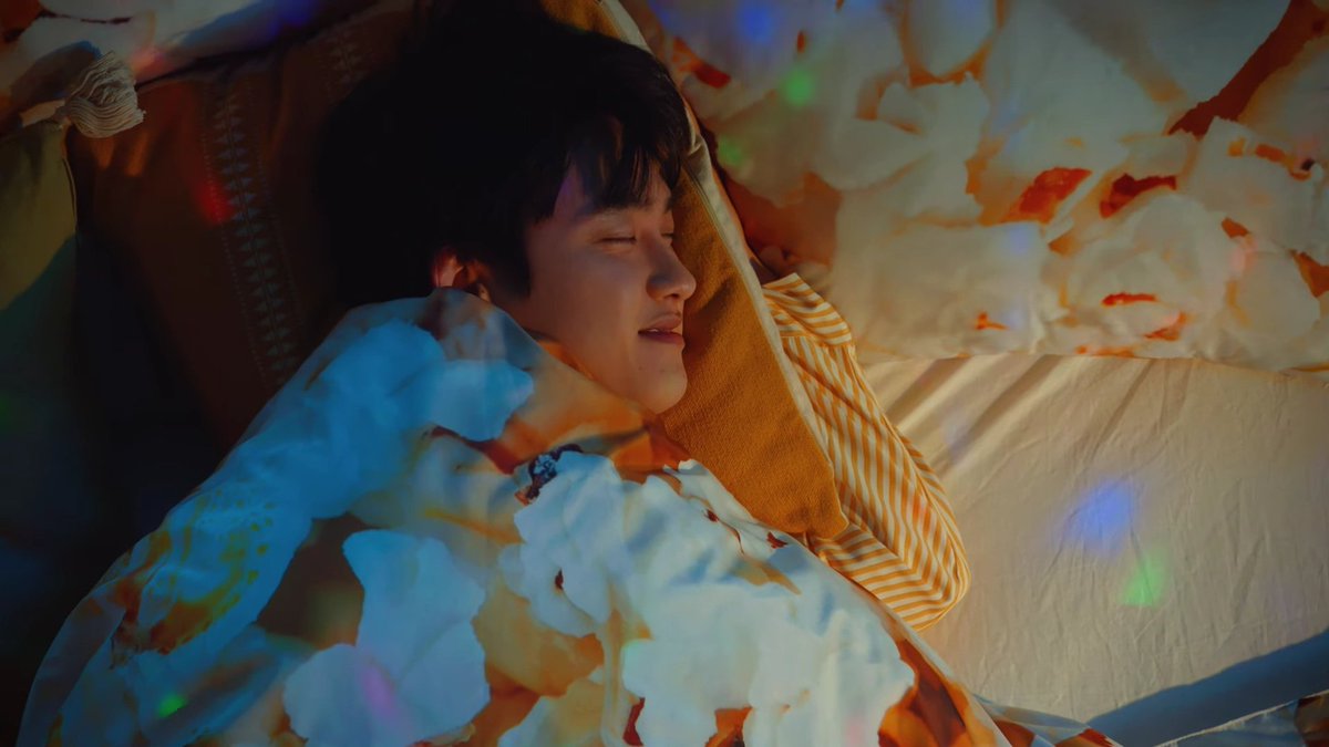 I'M NOT BEING BIASED BUT THIS IS THE BEST MV (exclude harame) FROM KYUNGSOO SO FAR 😭😭😭. IT'S SO FUN EVERYONE, THE SONG IS SO FREAKING GOOD TOOO I'M NOT KIDDING 😭😭😭

#POPCORN_OutNow #DOHKYUNGSOO_POPCORN
#도경수_성장 #DOHKYUNGSOO_BLOSSOM
<a href="/companysoosoo_/">Company Soosoo</a>