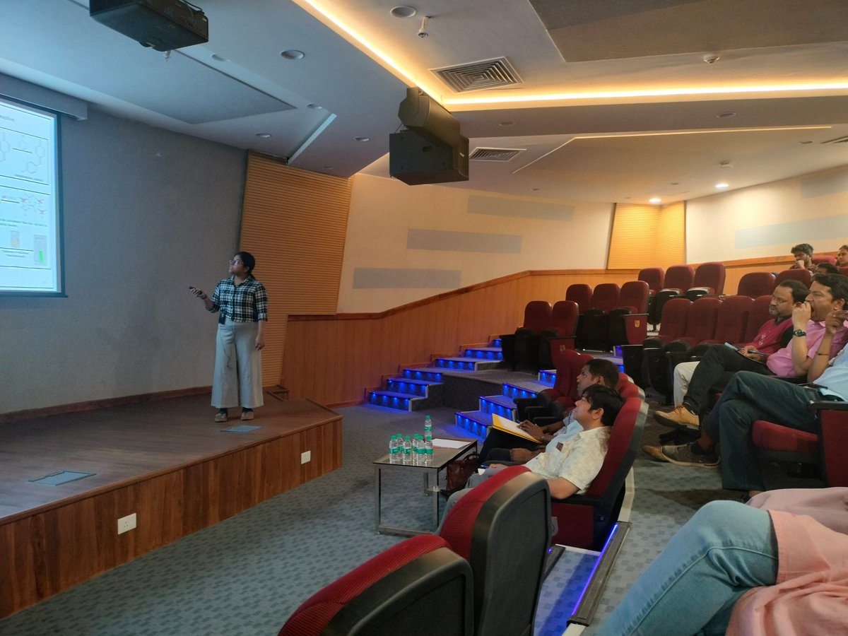 RamendraSundar1's tweet photo. Congratulations to Dr. @AshmitaBiswas9 to successfully defend her thesis and Viva voce. On behalf of the @DENanoMat1 group, I wish you great success in future endeavors. https://t.co/Feh8Cwm7kD