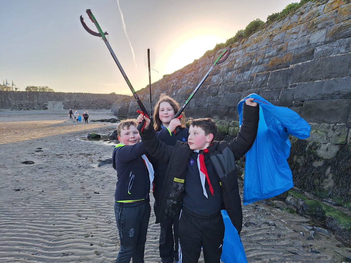 🌊 A massive thank you to Rush Tidy Towns and the 38th Rush Scout Group for their incredible efforts in hosting a series of beach cleans last Monday and Tuesday in honor of #EarthDay! Your dedication to protecting our marine environment is truly inspiring. 
#CleanCoasts