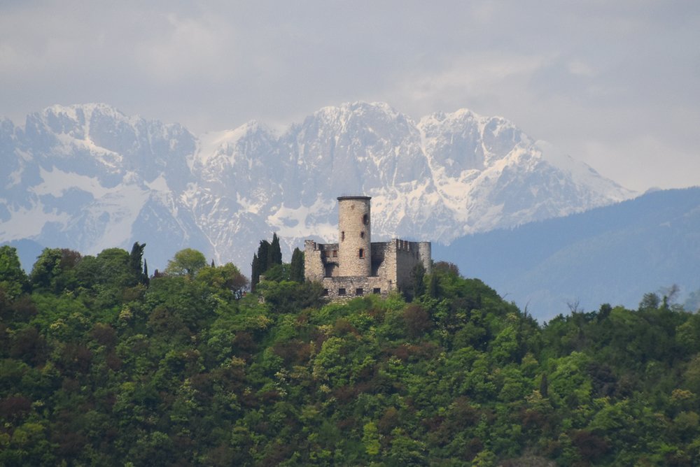 Martinengo Castle, on Monte Isola, in Lake Iseo, Italy. 

#sightseeing #travel #sights #travelphotography #castles #brescia #italy #historic #Tuesday   #lombardy