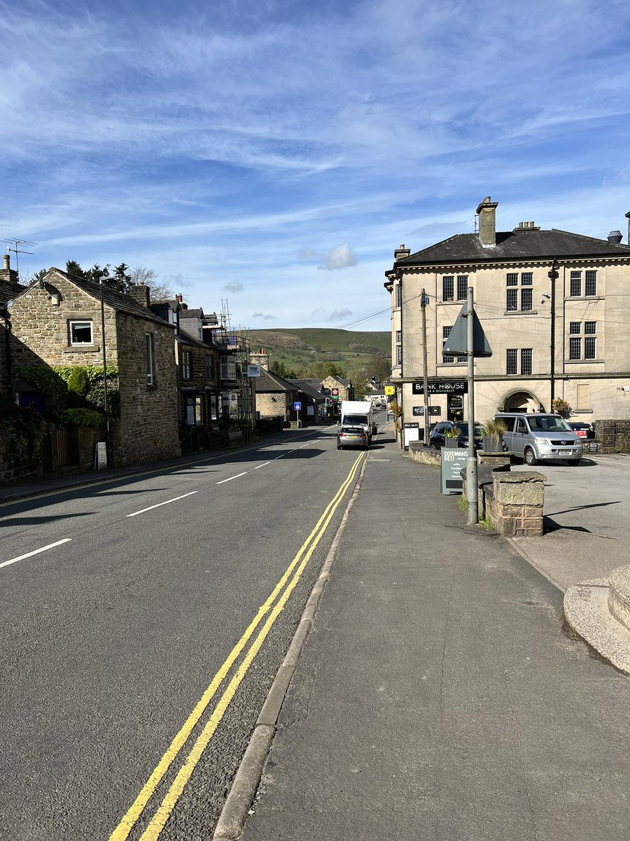 Hello 👋 from a sunny ☀️ #Hathersage 😎 @peakdistrict