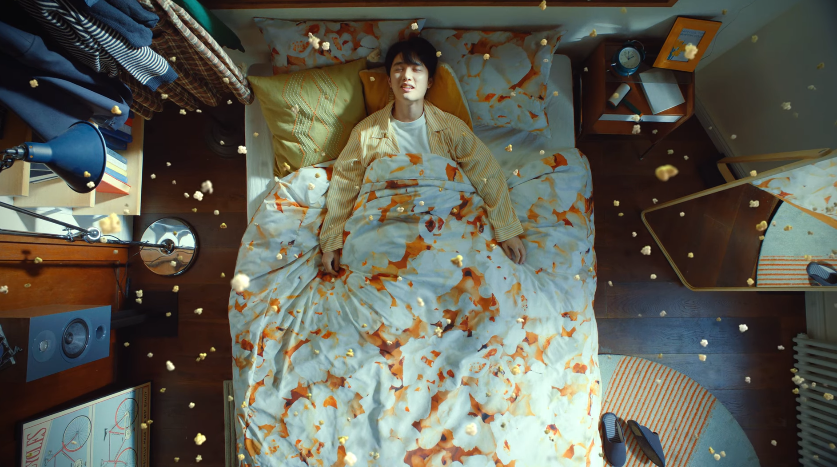 starfess's tweet photo. -star 
guys music video POPCORN Kyungsoo lucu bgt woyy,  kalian harus lihat tingkah si jamet kyungsoo 😭
https://t.co/yOXvbzix2Q