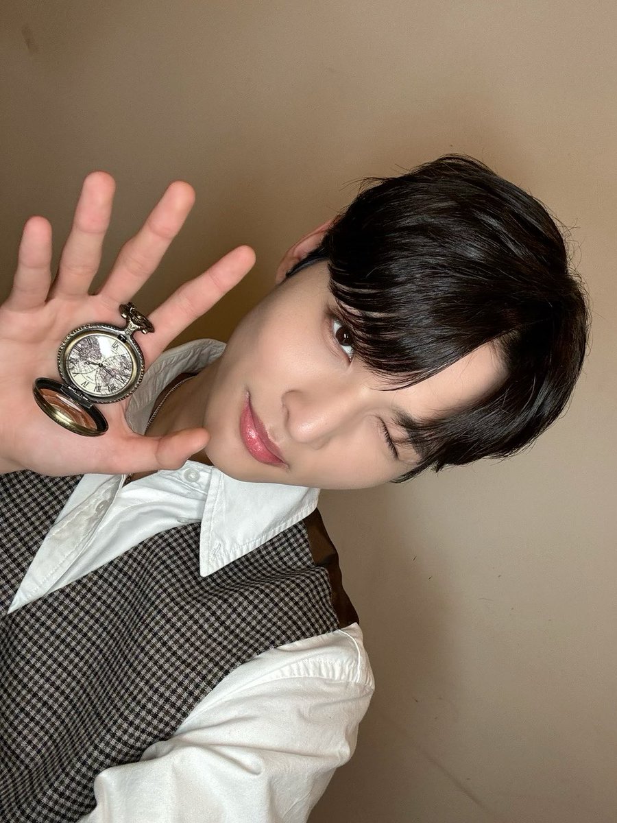 마카야를 볼 시간~~ ⏱️✅

#앰퍼샌드원 #AMPERSANDONE
#마카야 #MACKIAH