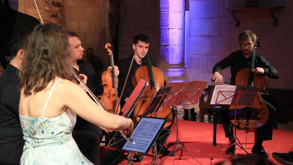 🎶 DeltaChamber Music Festival celebrarà la seva 9a edició del 21 de juliol al 4 d’agost de 2024 📷 LA NOTÍCIA: setmanarilebre.cat/deltachamber-m… @DeltaChamberMF @ajamposta @Tortosa @La_Senia @AlcanarAJ @ajlarapita @Ajmoradebre @AjuntUlldecona @ajdeltebre @AjRoquetes @Ajuntamen ...