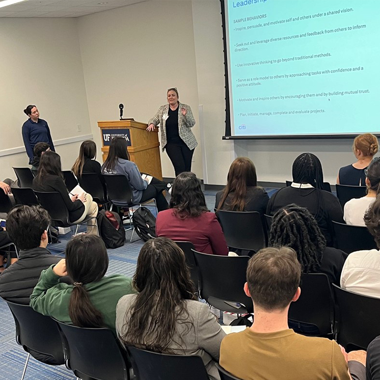 Shoutout to our fantastic Early Career colleagues! They recently led a networking panel for University of Florida students eager to dive into the realms of tech and finance. #EarlyCareers #LifeAtCiti