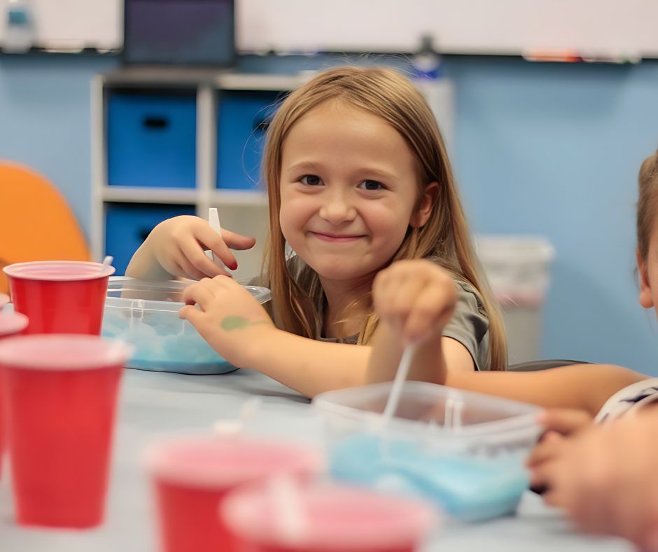 EFKCorp's tweet image. Mixing, molding, and making memories. Our young innovators are turning glue into Play-Doh, slime, and bouncy balls, one experiment at a time. Let the creativity flow!

#EngineeringForKids #Slime