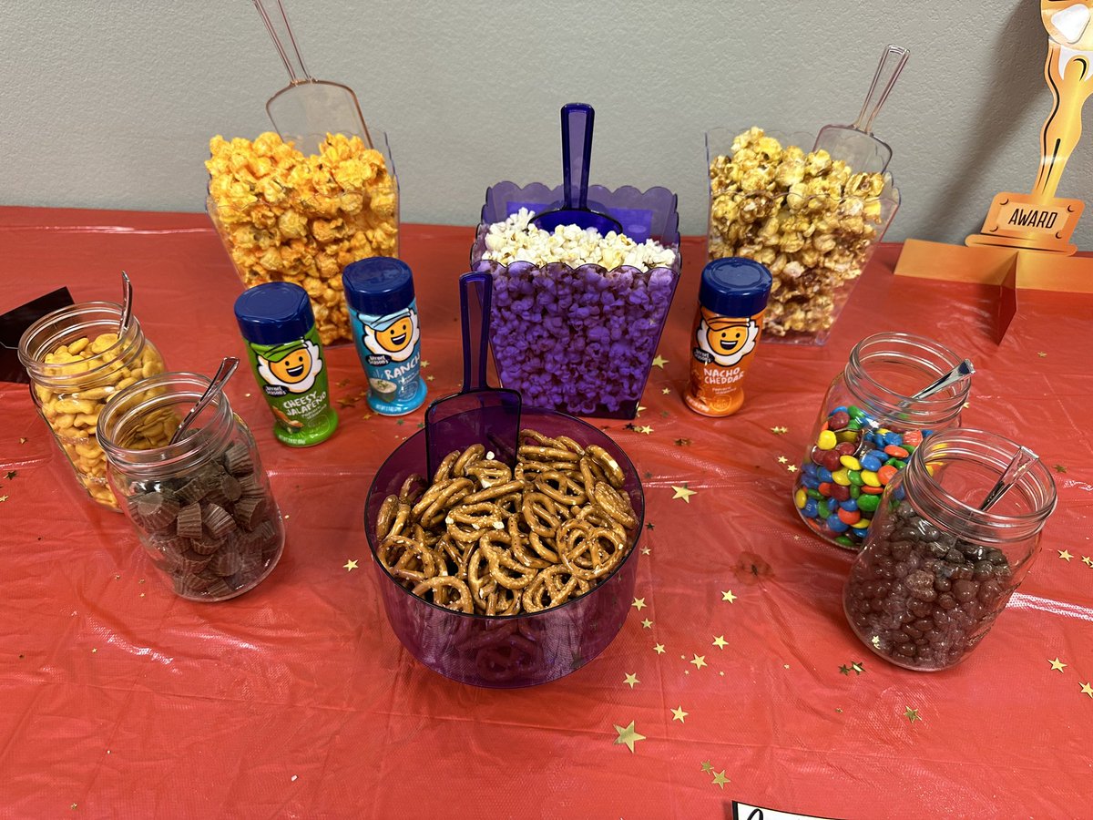 TravisAmbassad2's tweet photo. Teacher Appreciation Day 2!!! Thank you teachers! Perfect to keep em going during testing!!! https://t.co/WkrrGGajM5
