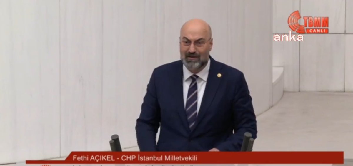 CHP Milletvekili Fethi Açıkel:

 “‘68 bin öğretmen ihtiyacımız var’ deyip bugün 20 bin öğretmen atamasını müjde olarak sunmak aymazlık ve samimiyetsizliktir.”

 #BakanTekinKoltuğuTerket