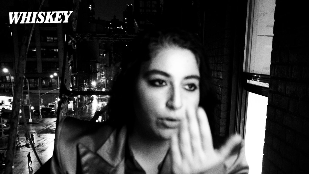 .@arooj_aftab has shared 'Whiskey,' the second single from her next album, Night Reign. Listen to the track. thefader.com/2024/05/07/liv…