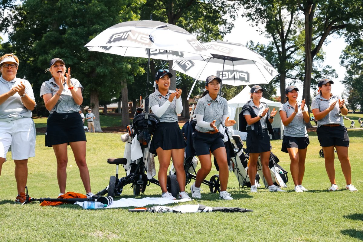 9️⃣-under par 2️⃣7️⃣9️⃣for Texas in round 2 🤘 🤘low team round of the day 🤘second lowest round in NCAA event in team history 🤘 moves into T2 on the team leaderboard at 12-under #HookEm