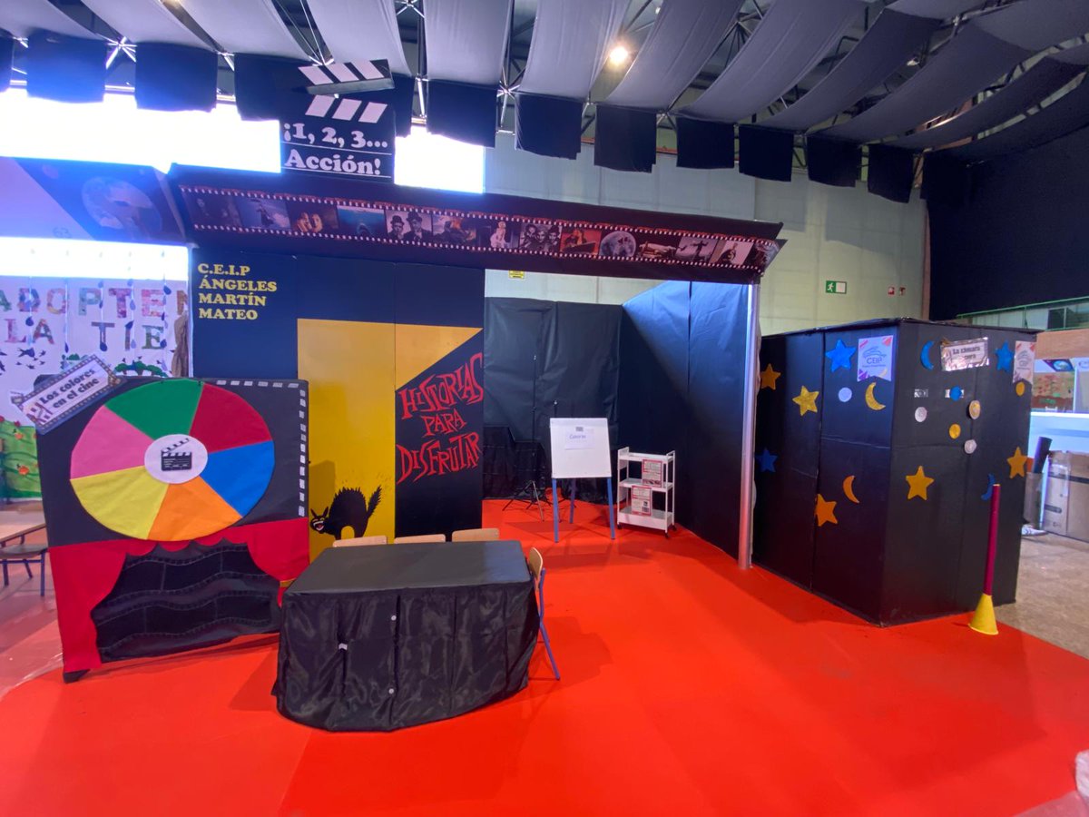 ¡Un, dos, tres,... Acción! 🎬
Así se llama el proyecto que presentamos este año en la #22FeriaCiencia, los días 8 y 9 de mayo. Ven a visitarnos al stand número 66 y descubre interesantes experiencias relacionadas con el mundo del cine 🎞️🎥🍿