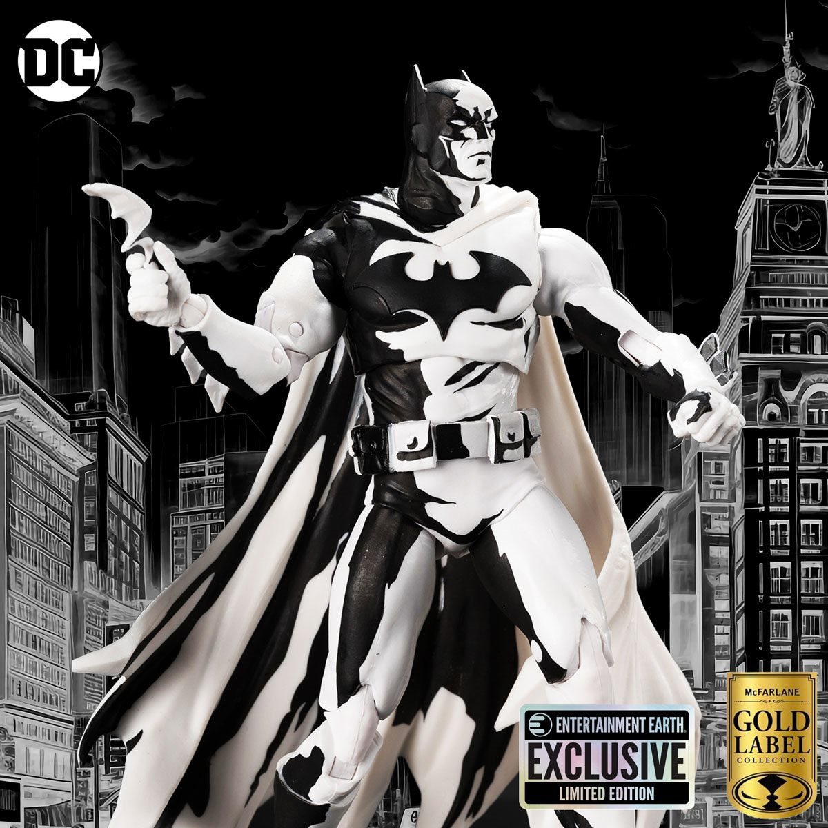 Preorder Now: NEW EE exclusive McFarlane Toys, Batman Hush (Sketch Edition, Gold Label)! entertainmentearth.com/product/mf1719… #ActionFigure #ActionFigures #McFarlaneToys