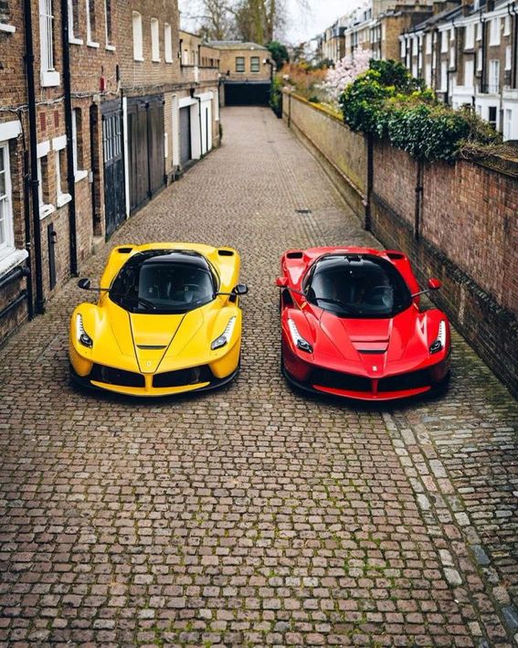 🍋  LaFerrari  🍓