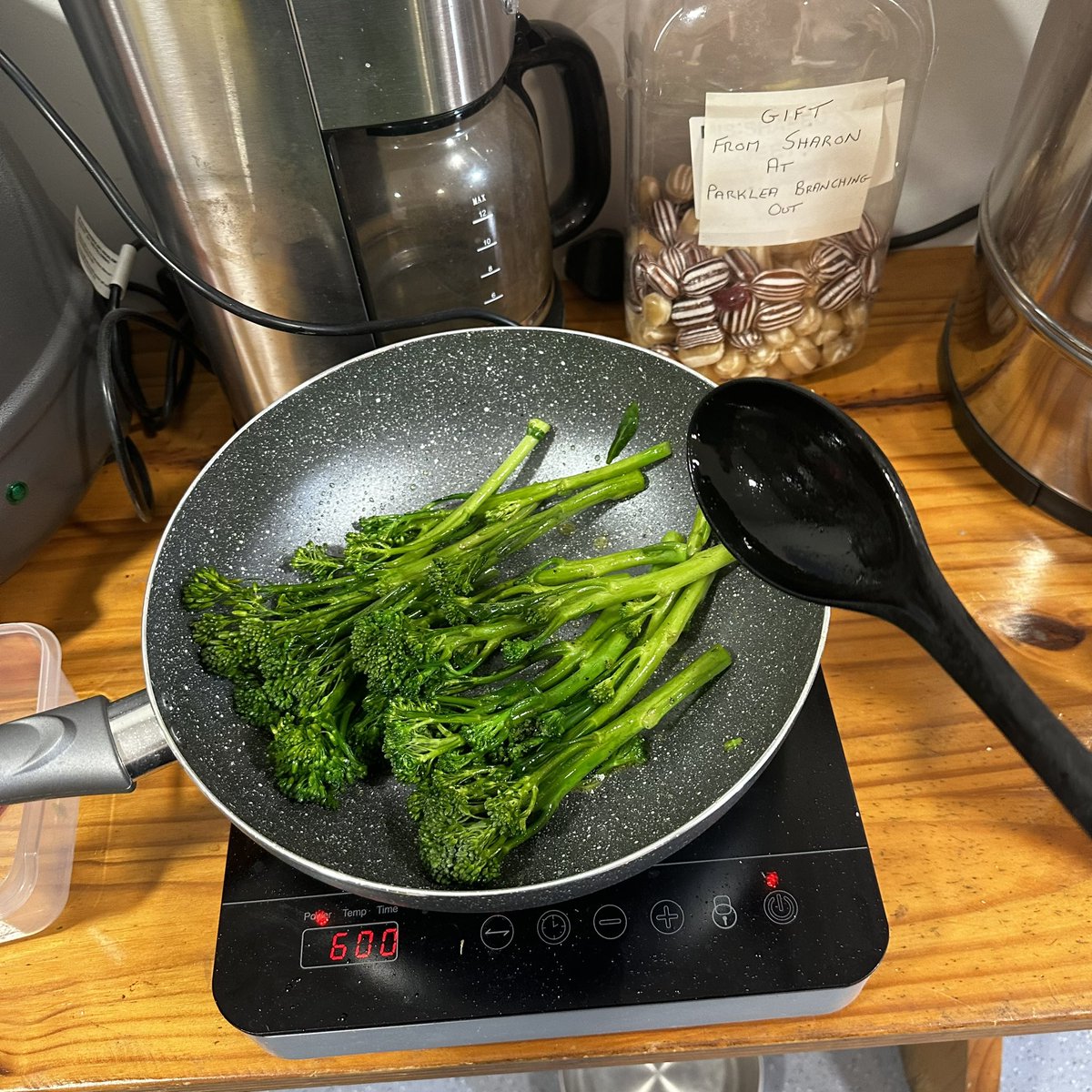 Tonight at Soup Shed we were sampling seasonal aspargus & tender stem broccoli with a range of dips including a wild garlic humous, strathdon blue dip, curried rhubarb, gauacmole, piccalilli, edam dip and an asian inspired dressing.