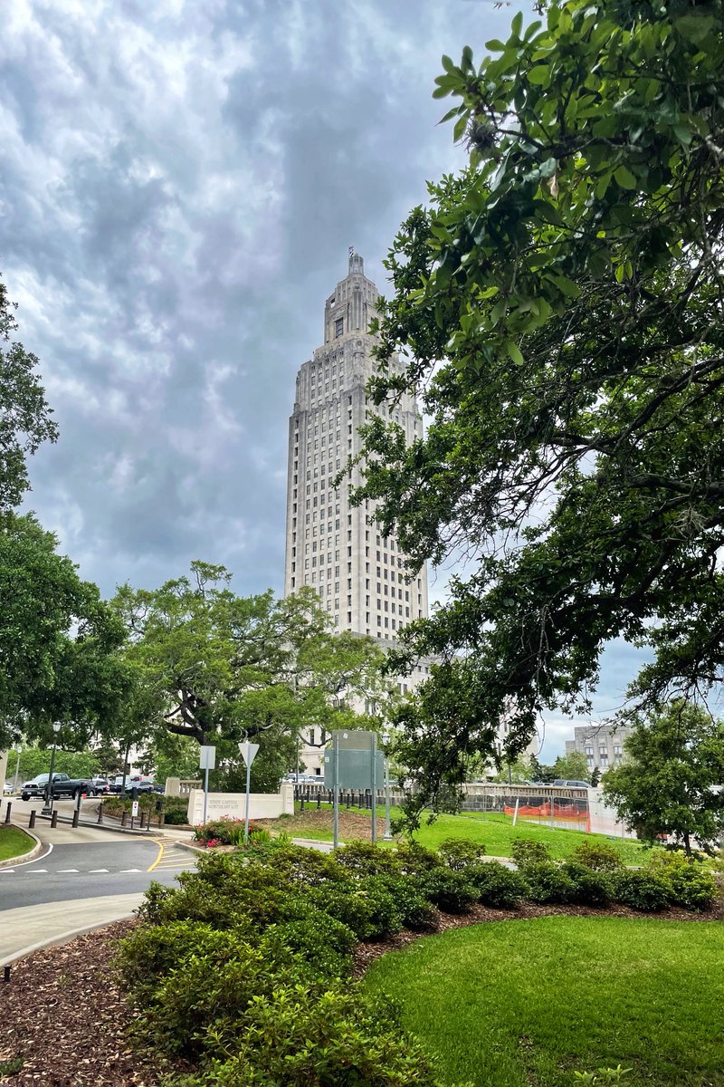 Donald_G_Redman's tweet photo. Back in Baton Rouge’s Capitol on assignment.
Signed,
#yourworkingboy
(IYKYK)
#BatonRouge
#RedStick https://t.co/iv8jt0cfkX