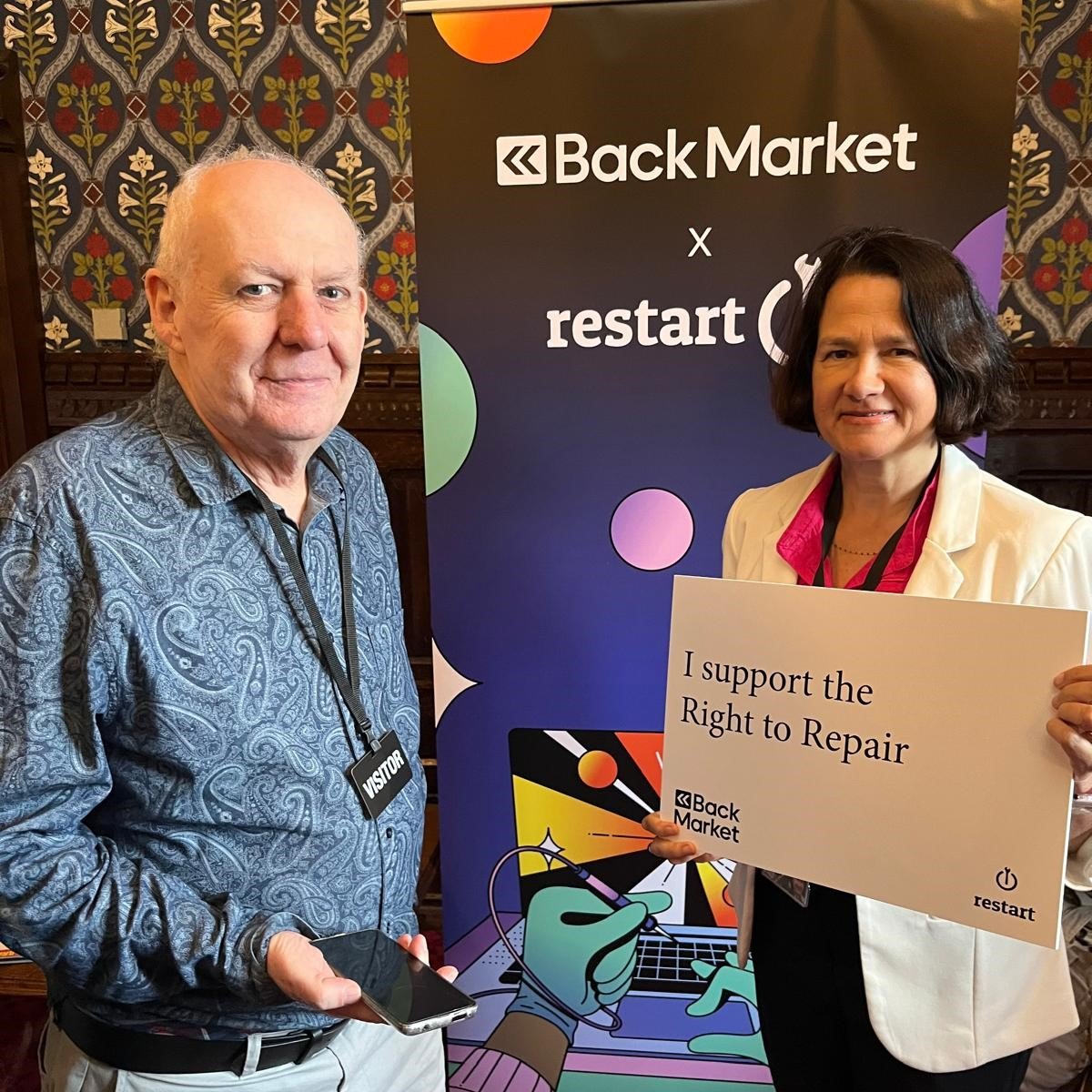 Good to join @RestartProject @haringeyfixers in Parliament to support the #RightToRepair. Reusing & repairing reduces waste, saves money & protects our planet. Products should be designed to be repaired & more must be done to train the next generation of fixers #circulareconomy.