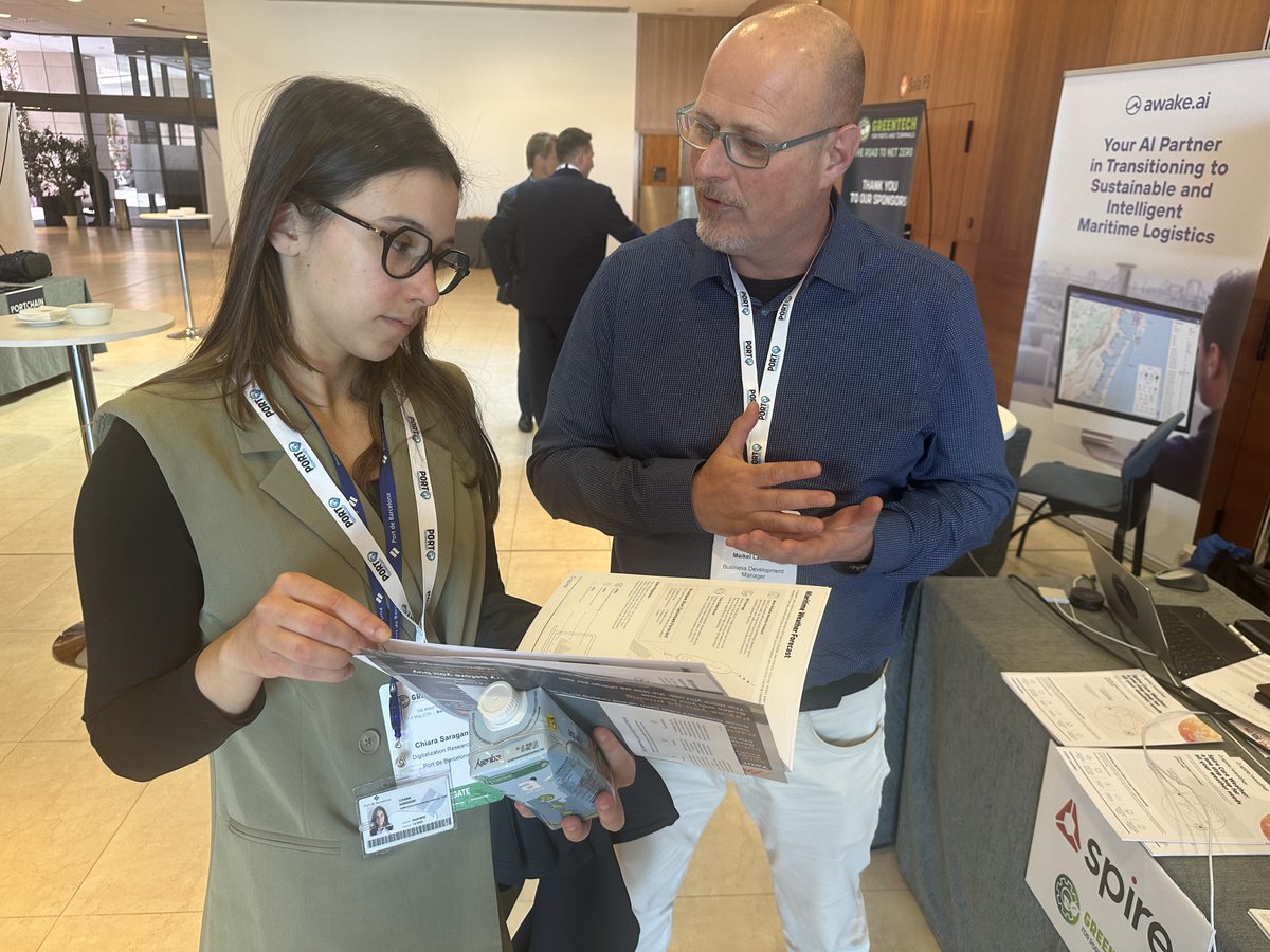 SpireWxClimate's tweet image. It was a productive first day at @PortTechnology #GreenTech2024. Spire&apos;s @JamesVanFleet and Maikel Laukens look forward to Wednesday’s speakers, panel discussions, and meetings with prospective partners. Stop by @SpireGlobal’s booth to chat with our team! #InSpire